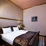 Szálloda Ruebezahl Luxury Castle Golf