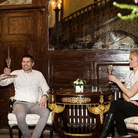 Ruebezahl Luxury Castle Golf Отель Марианске-Лазне