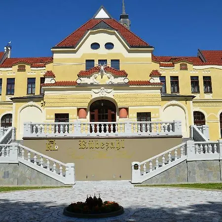 Ruebezahl Luxury Castle Golf Hotel